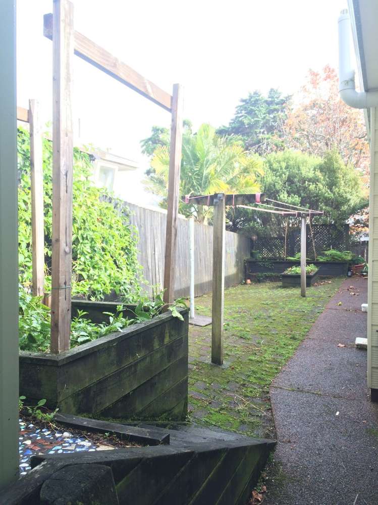 22 Abbotleigh Avenue Te Atatu Peninsula_17