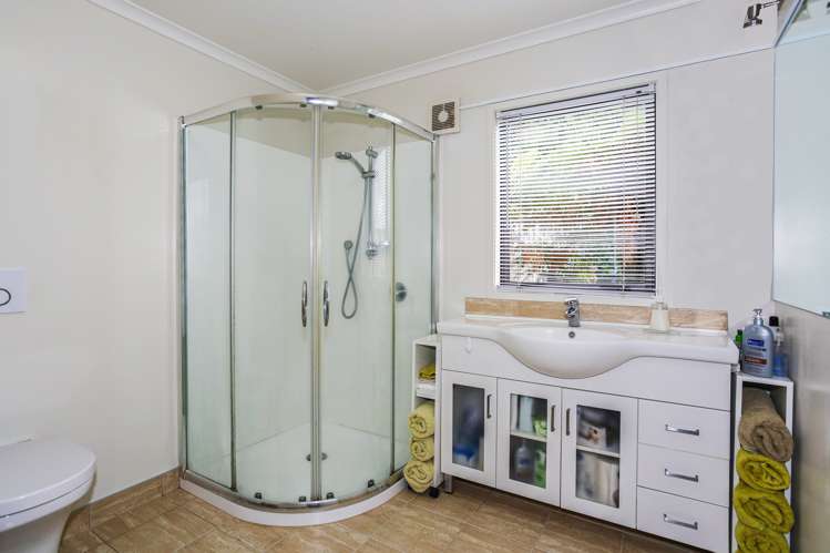 11 Millen Place Clarks Beach_13