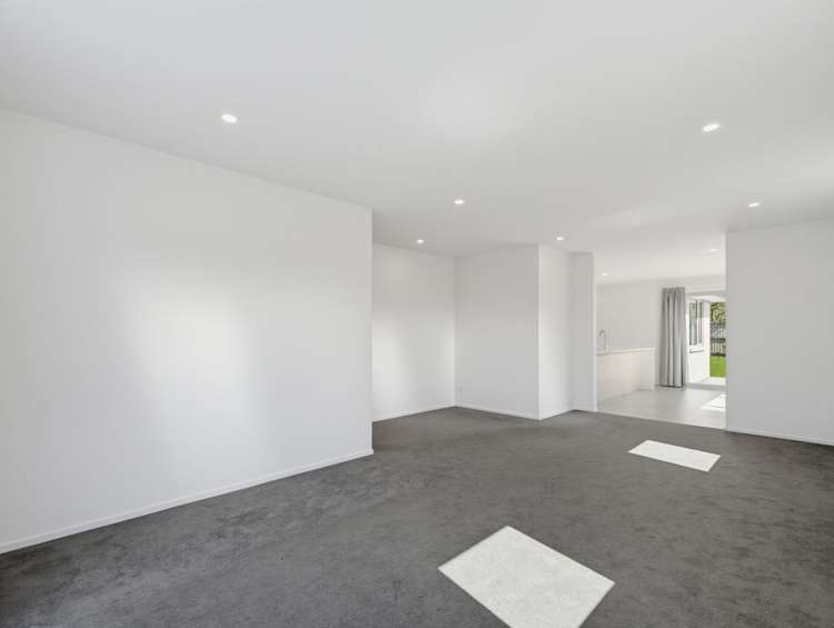 35 Tara Crescent_4