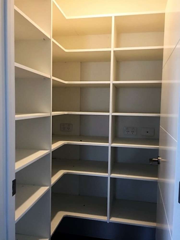 6 Gurners Lane 1476_10