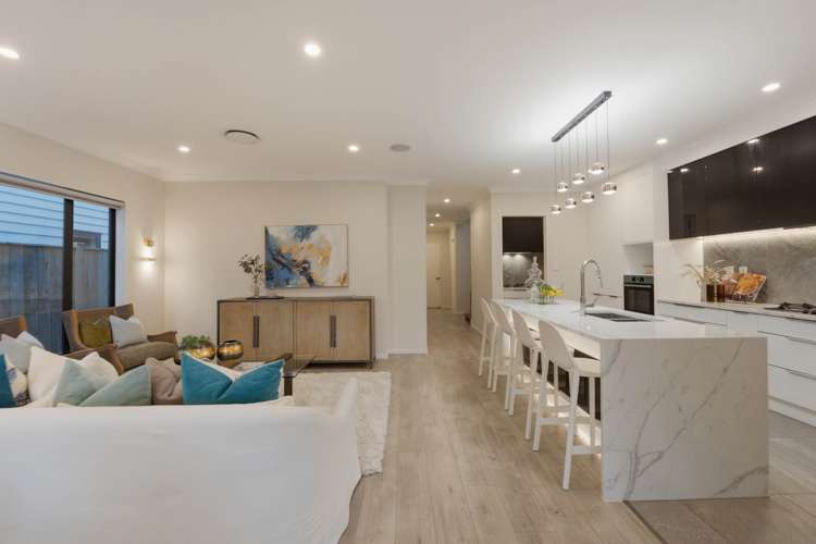 221B Murphys Road Flat Bush_7