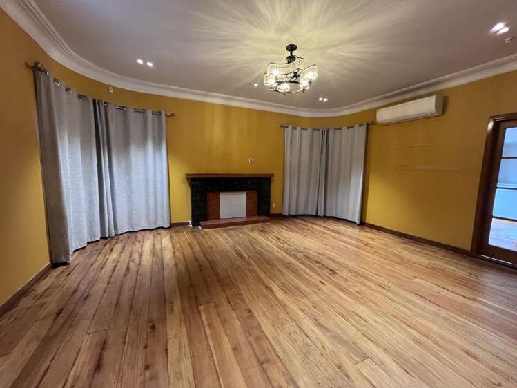 552 Swanson Road Ranui_1