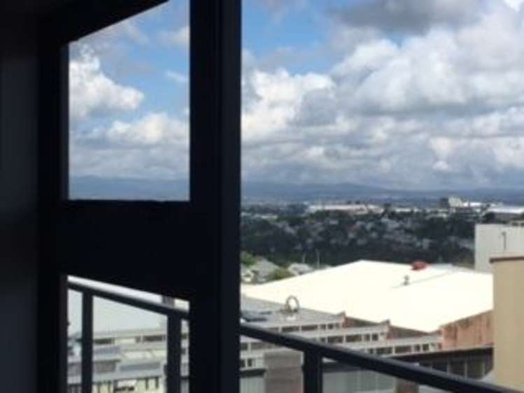 2c/83 New North Road Eden Terrace_6