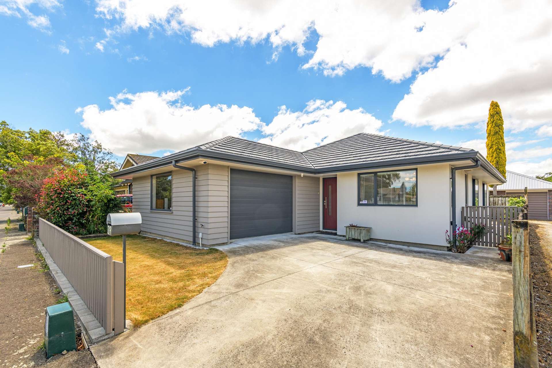 39 Shamrock Street Takaro_0
