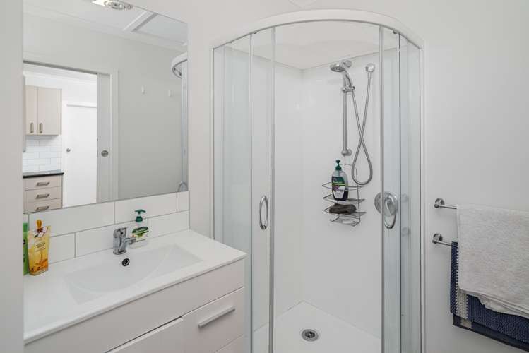 1/19 Fergusson Street Stoke_11