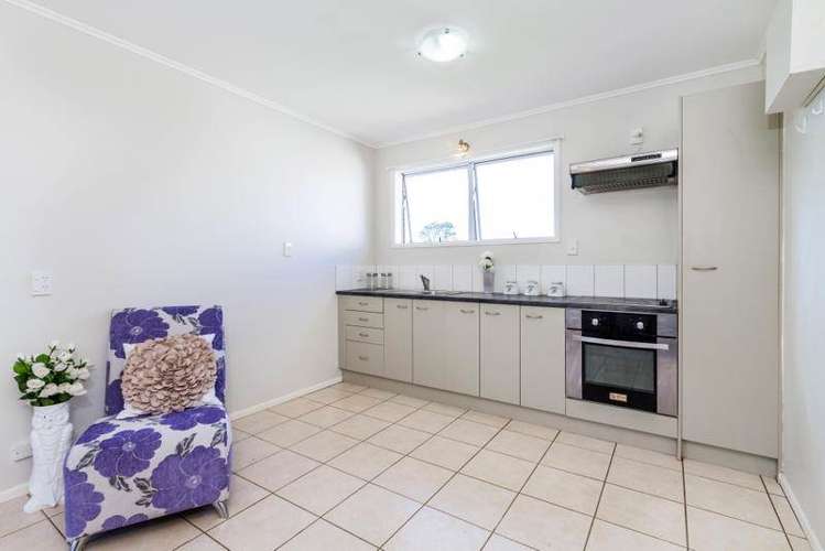 2/15 Tane Street New Lynn_8