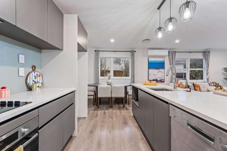 25a Hewlett Road Massey_7