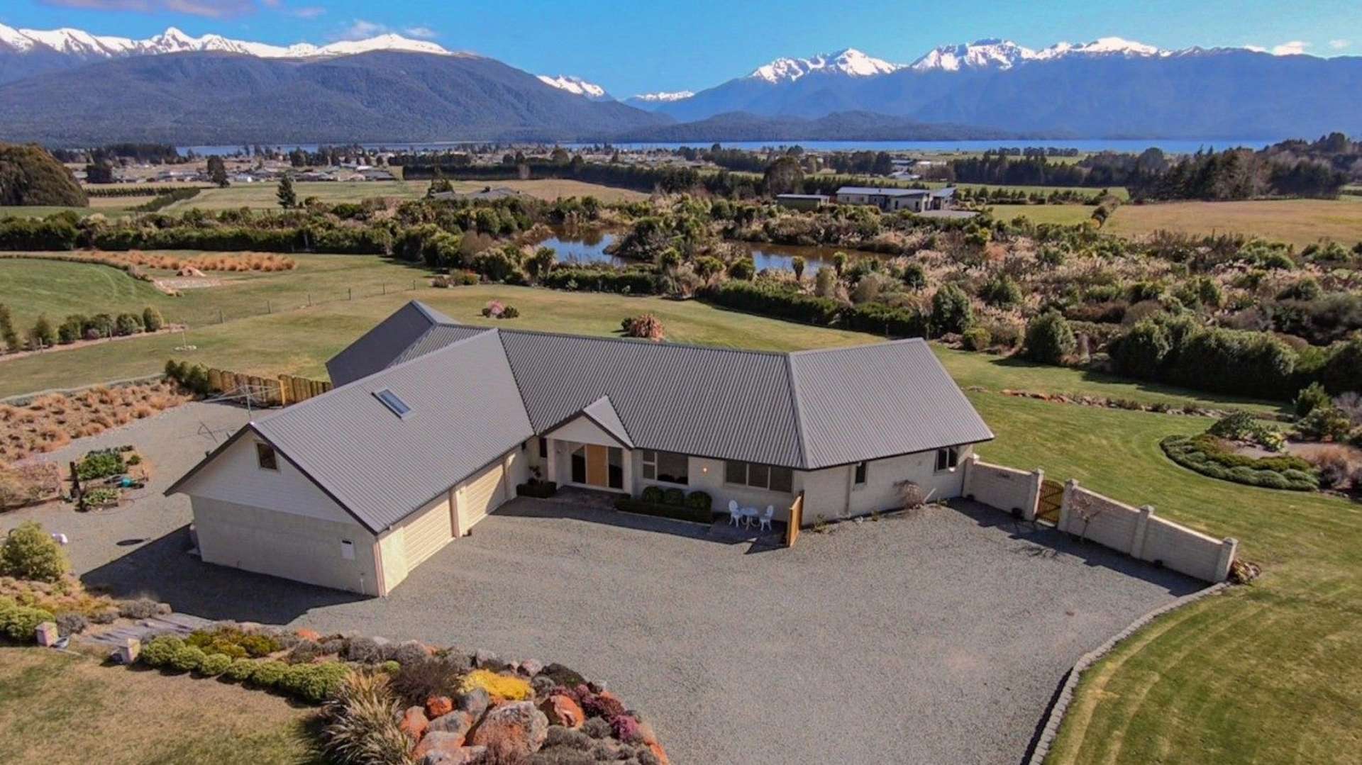 9 Black Lane Te Anau_0