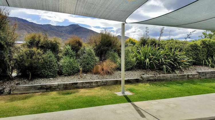 205 Stone Street Wanaka_22
