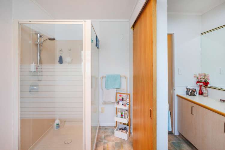 127 Amberley Avenue Highbury_7