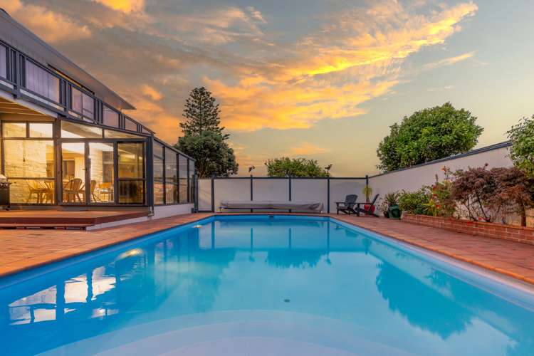 14 Cavendish Square Strathmore Park_18