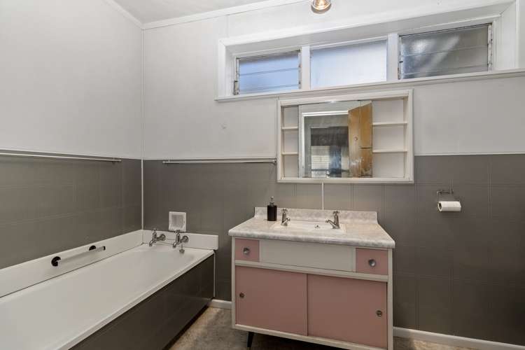 2 New Street Hamilton East_7