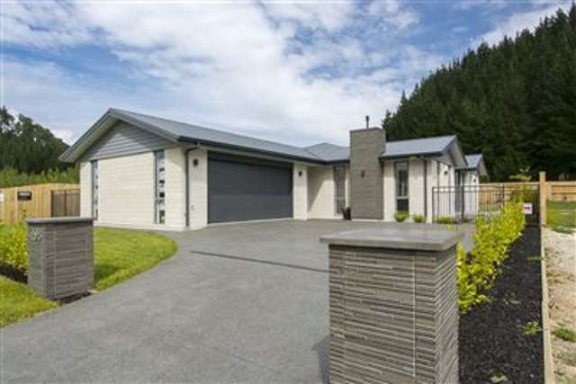 298 Lakes Boulevard Pyes Pa_1