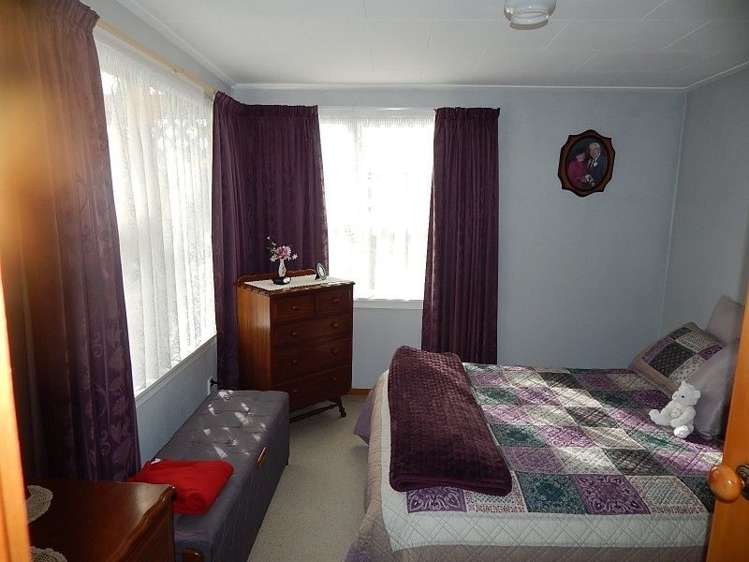 17 Disraeli Street Westport_8