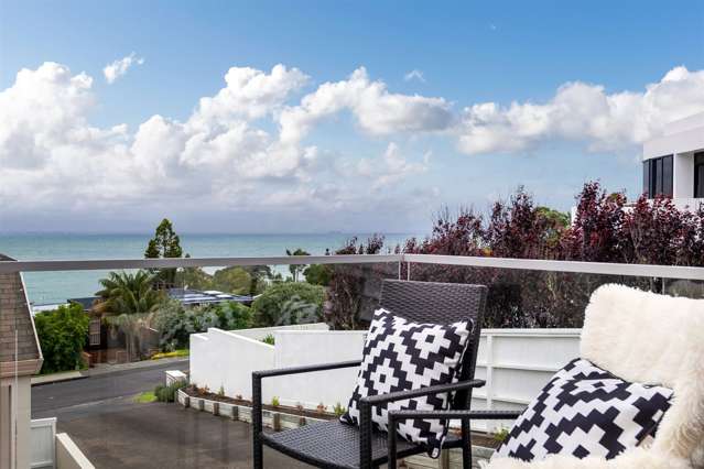 2/14 Bournemouth Terrace Murrays Bay_3