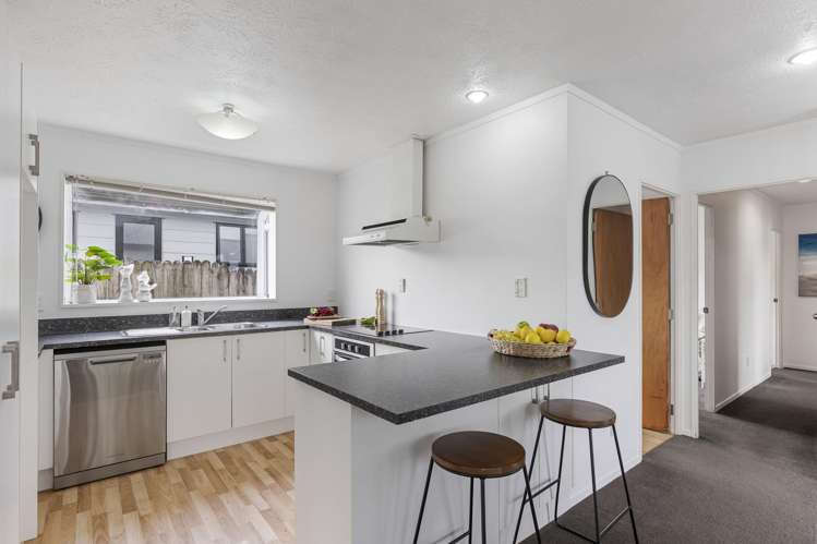 12 Coubray Place Botany Downs_7