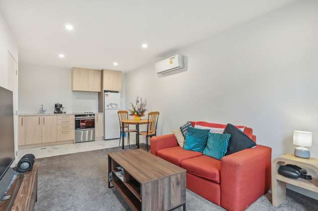 2/80 Awaroa Road Sunnyvale_4