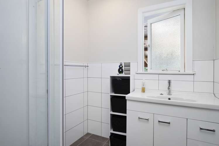 1/1 Edmund Hillary Avenue Papakura_6