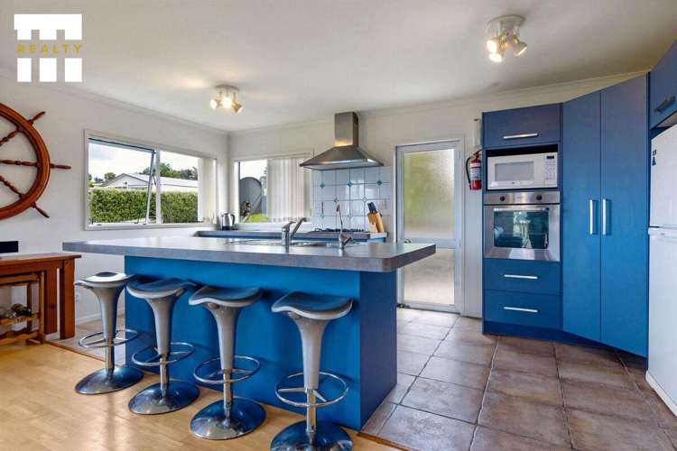 16 Hihi Beach Road_2
