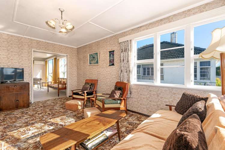 684 Childers Road Elgin_9