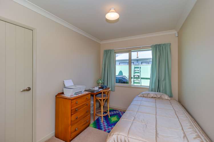 97 Queen Street West Levin_12