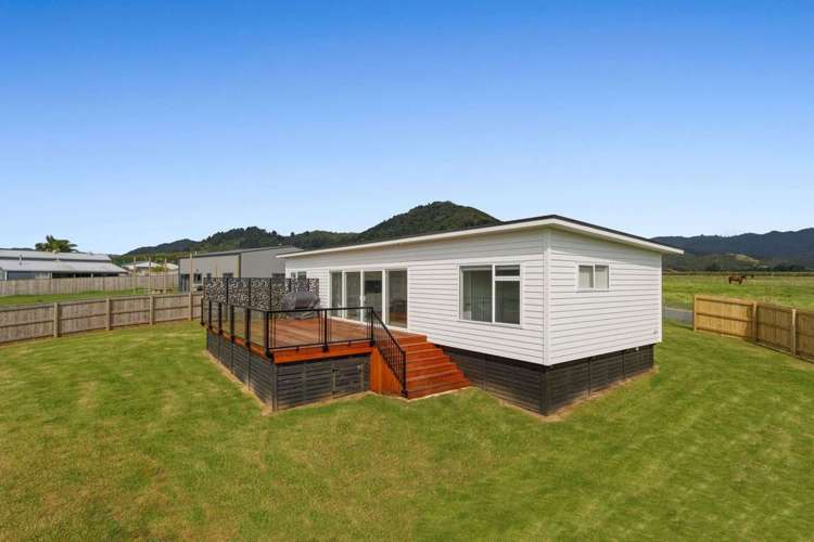 24 Rawinia Place Te Kaha_18