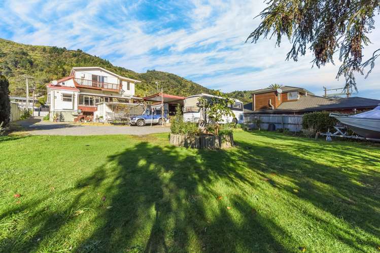 83 Waikawa Road Picton_22