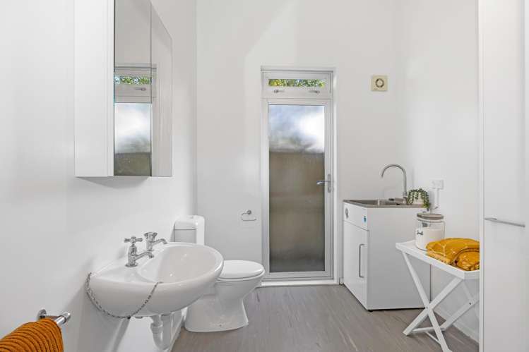 8 Somers Place Spreydon_15