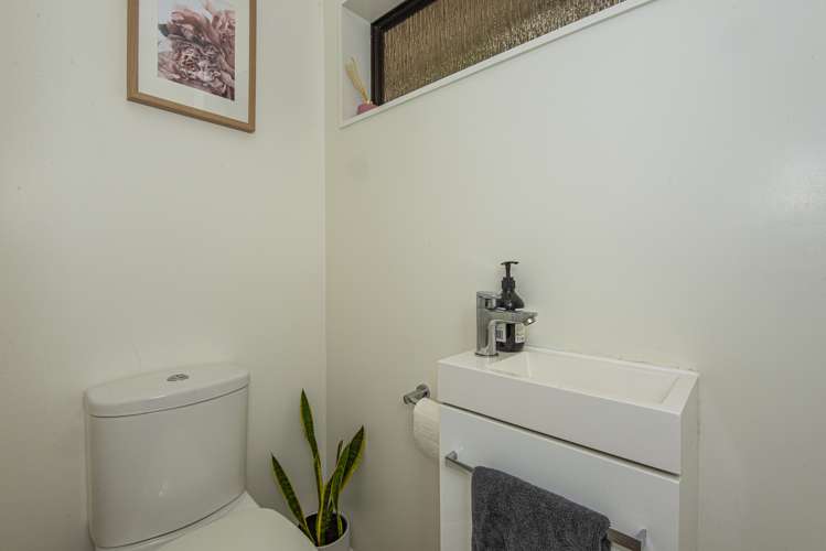 114a Hospital Road Horahora_12