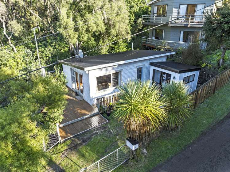 40 Tikao Bay Road Wainui_16