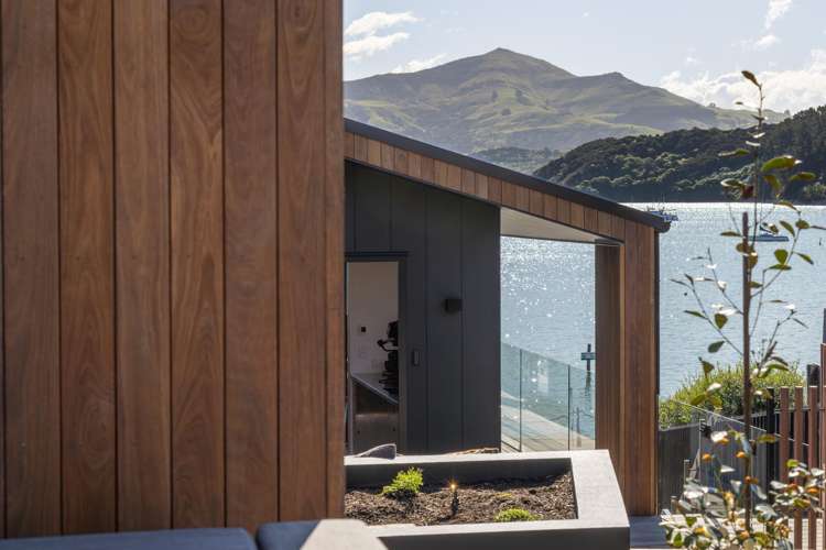 11 Beach Road Akaroa_25