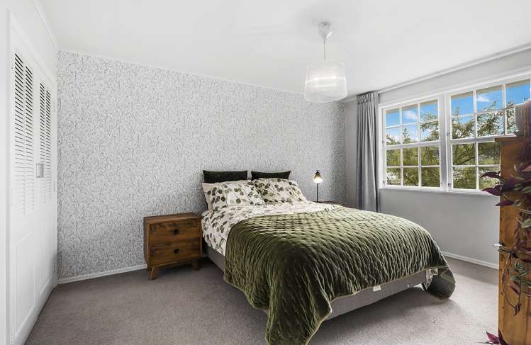 5a Ridd Crescent Karori_8