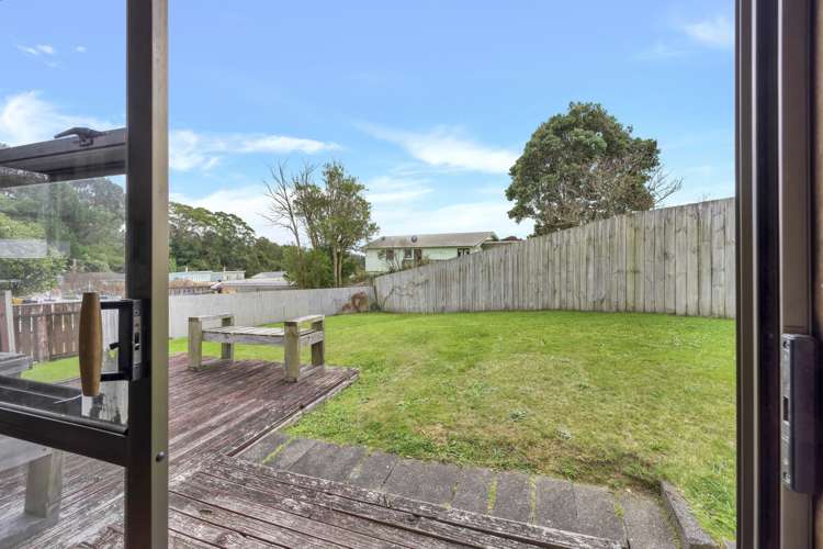 75 Hampshire Street Cannons Creek_9