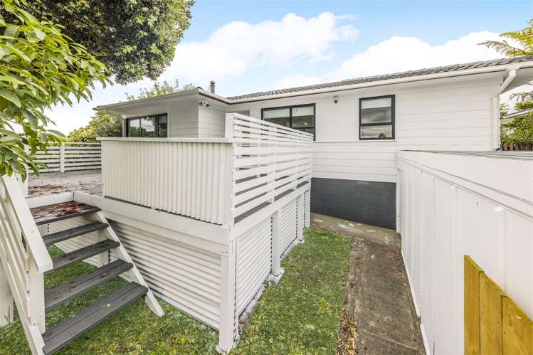 2/1 Carter Place Manurewa_0