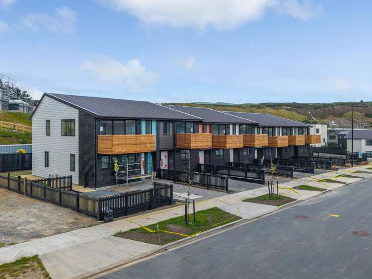 65 and 63 Oakum Road Whitby_29