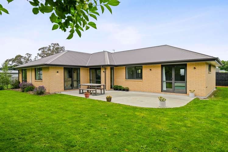 17a Normanby Street Rakaia_29