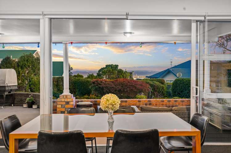 890 Whangaparaoa Road Manly_0