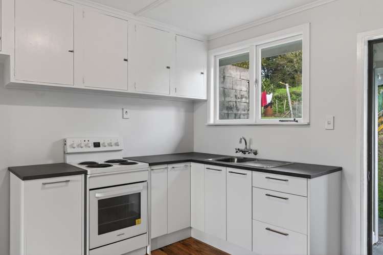 37 and 39 Coronation Street Te Hana_4