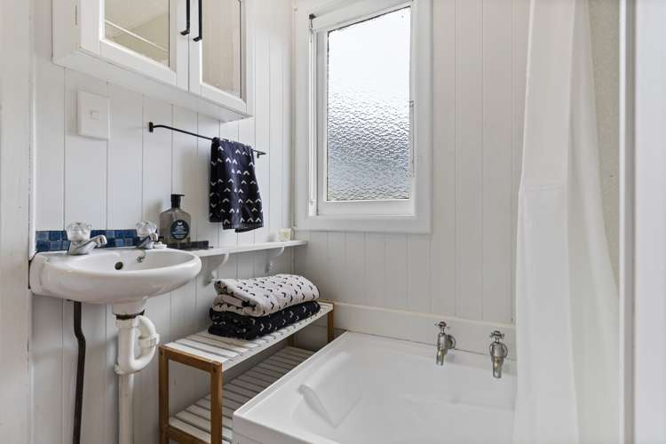 66a Forest Hill Road Henderson_20