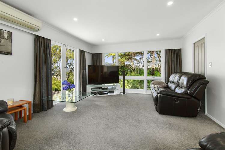 7 Dawn Grove Brown Owl_7