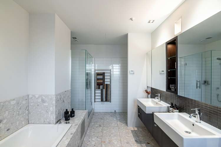 2/97 Jervois Road Herne Bay_15