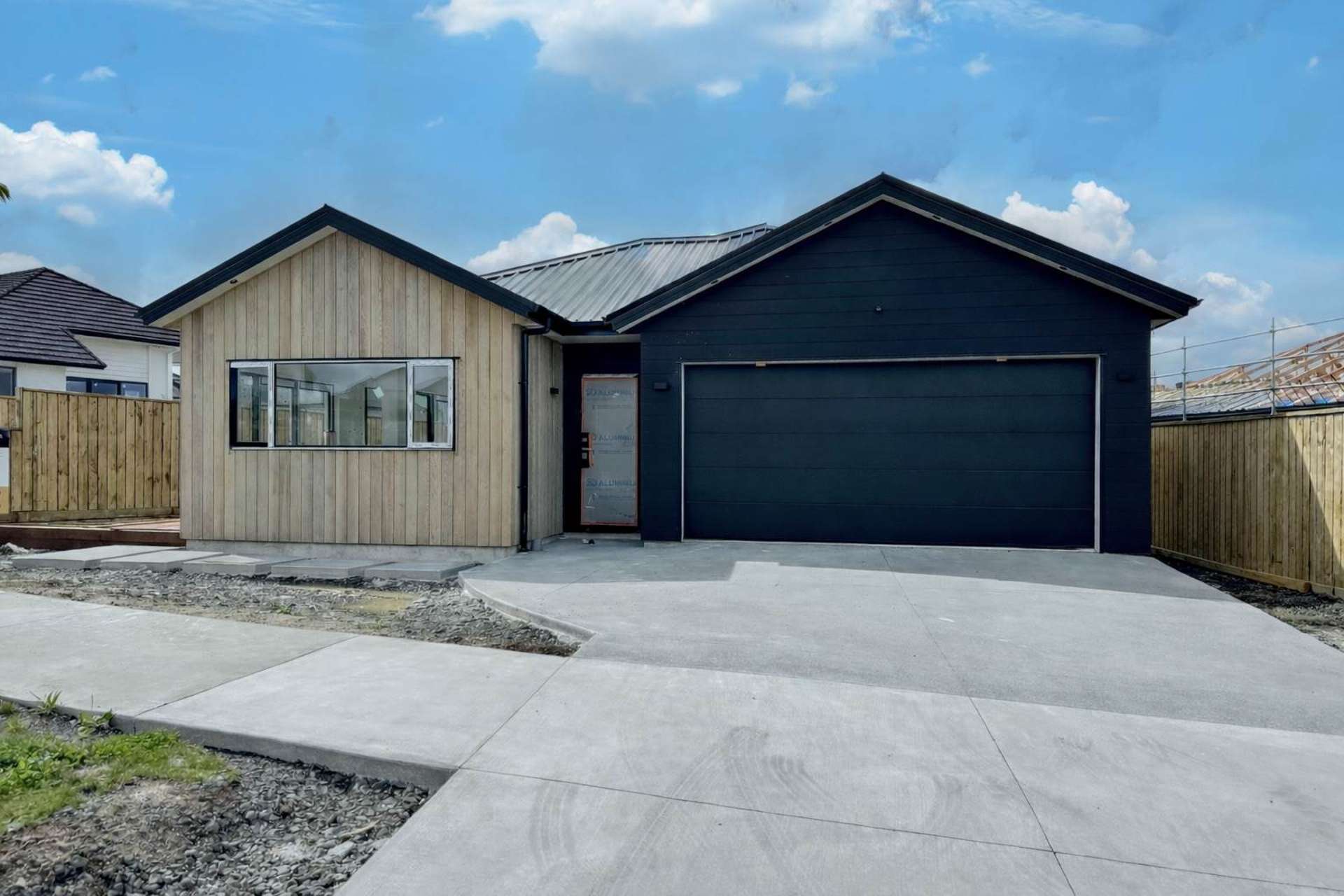 12 Tukutata Crescent Milldale_0