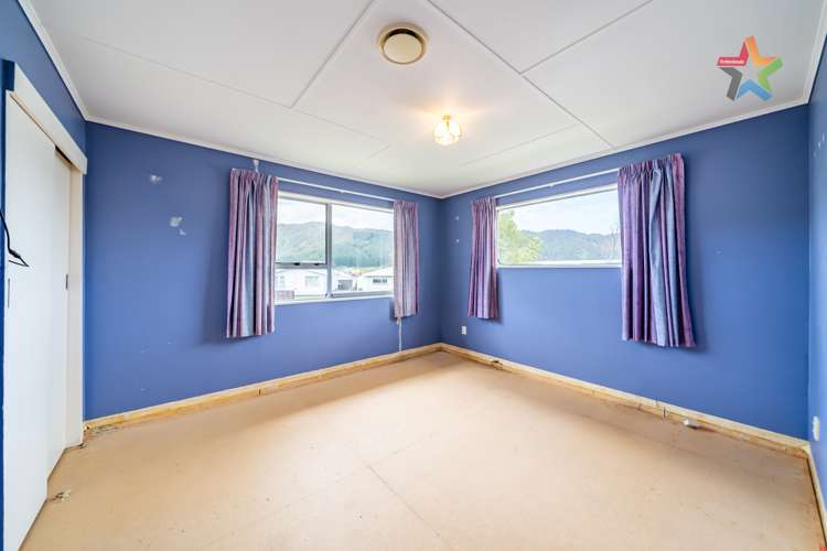 6 Kendal Grove Wainuiomata_13
