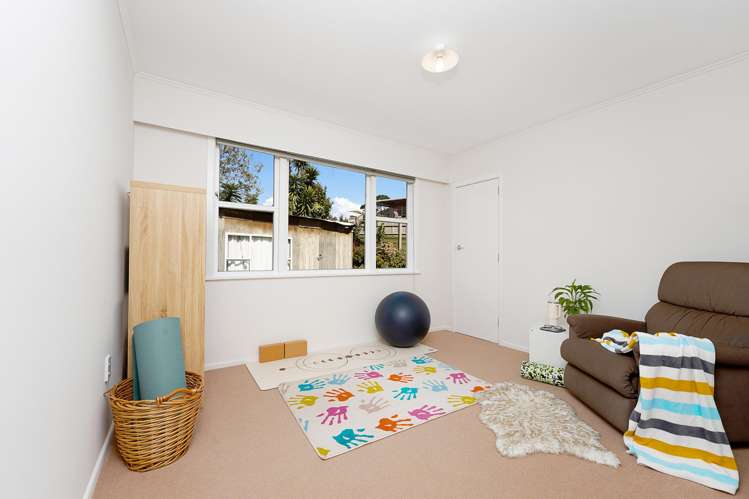 46 Lowtherhurst Road Massey_17