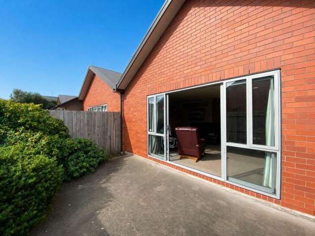Addington - 2 Bedroom In Great Location!