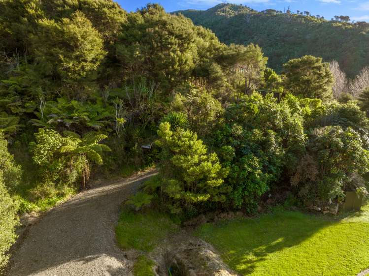 12 Brough Place Anakiwa and Surrounds_8