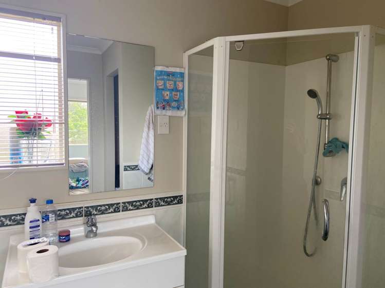 11A Muriel Place Ranui_6