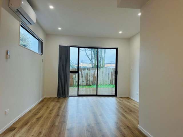 C/8 Hobart Crescent Wattle Downs_2