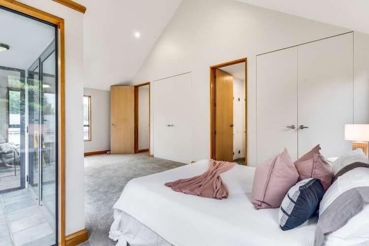 2/155 Yaldhurst Road Sockburn_9