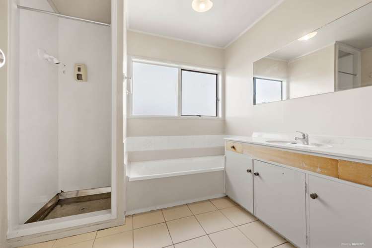 56 Canberra Avenue Lynfield_17